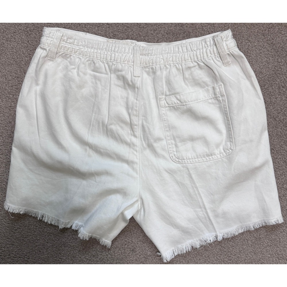 Aerie White High Waisted Frayed Hem Shorts Womens Medium Elastic Waist - Picture 2 of 8